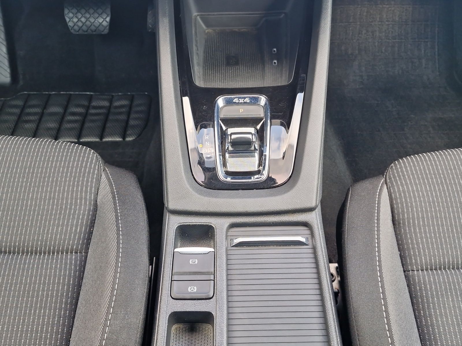 Fahrzeugabbildung SKODA Octavia Combi Ambi. 2.0TDI 110kW 4x4 7G TDI Ambi