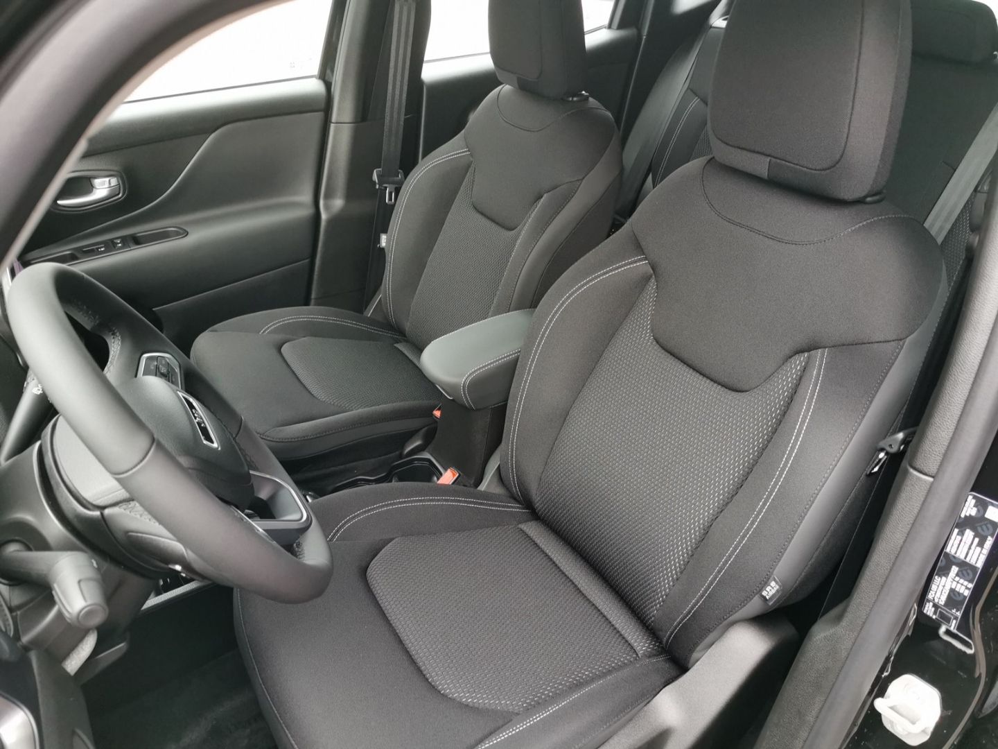 Fahrzeugabbildung Jeep Renegade Altitude Navi digi. Cockpit LED CarPlay