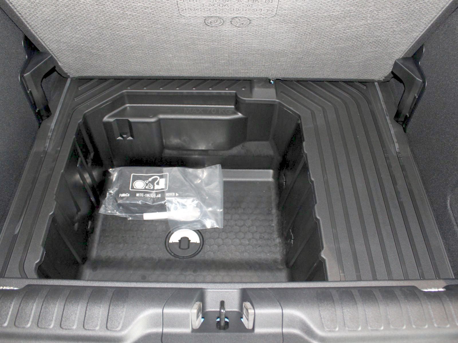 Fahrzeugabbildung Ford Puma ST-Line