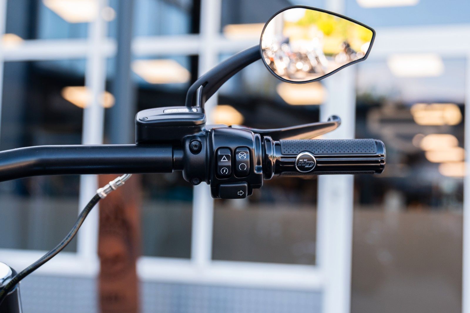 Fahrzeugabbildung Harley-Davidson FLSS SOFTAIL SLIM S 110 cui - Jekill & Hyde