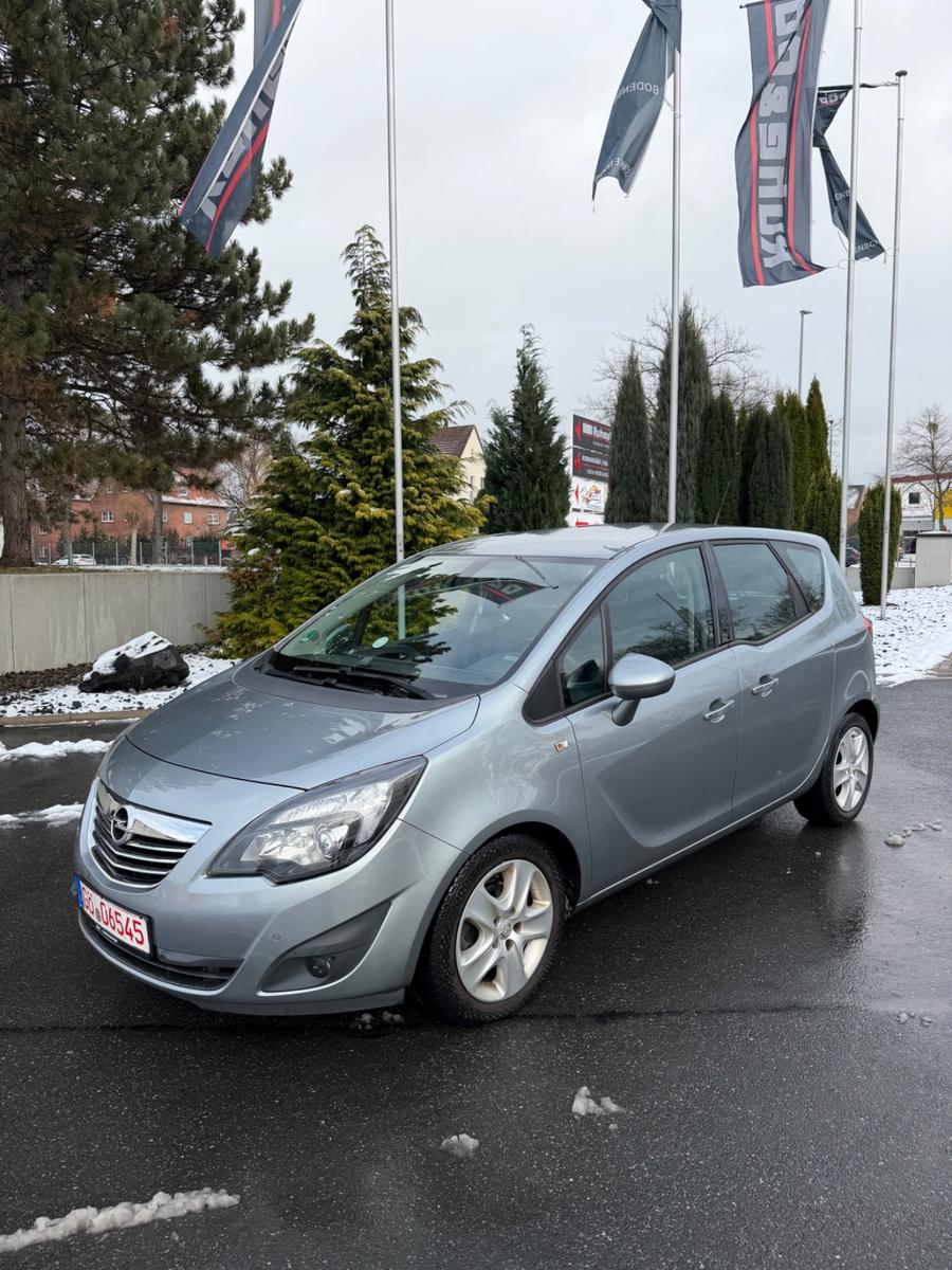Opel Meriva B Innovation,Automatik.Tüv/Neu,wenig,KM/H