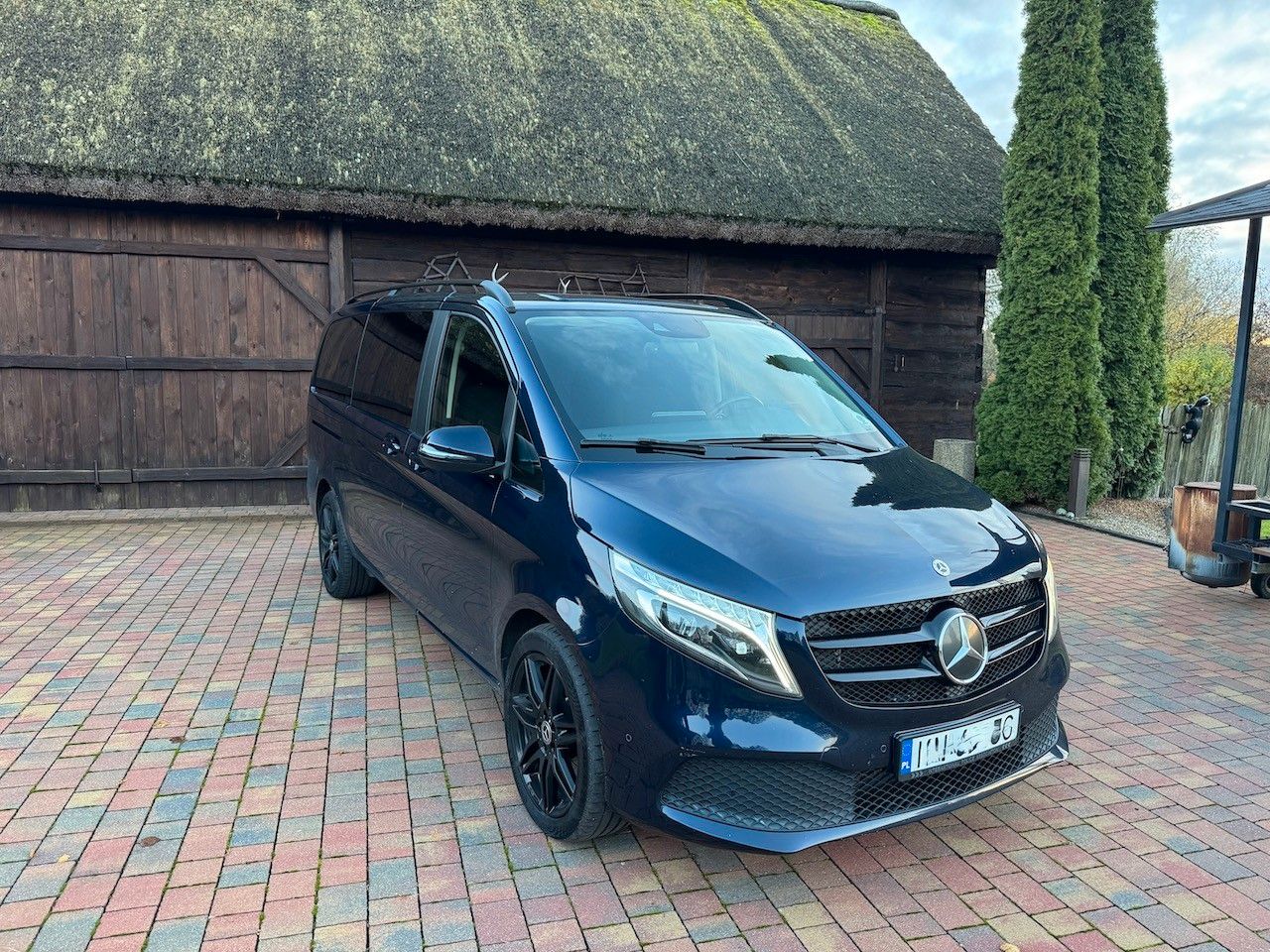 MERCEDES-BENZ V 300 9G-Tronic BOSE Garantie 05/26 300.000km
