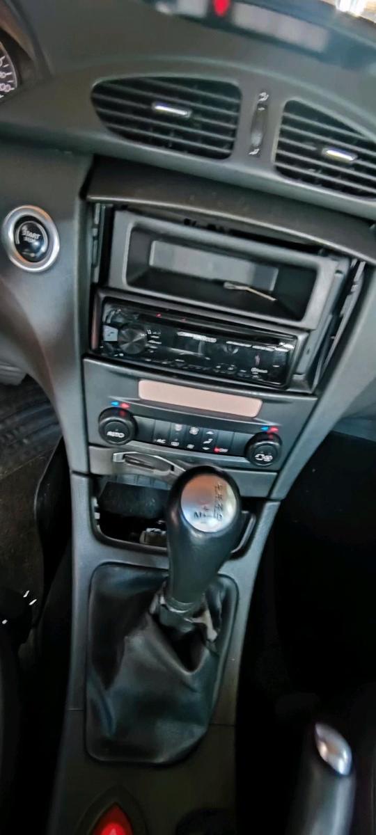 Renault Laguna 2005 — photo 7