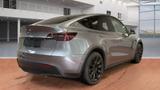 Tesla Model Y Long Range AWD 75kWh 351pk 94.3% SoH [ A - silberne Tesla Model Y
