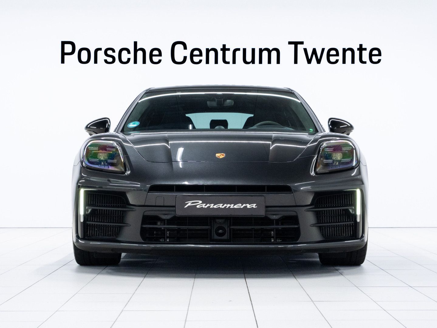Porsche Panamera 4 E-Hybrid imagem 2