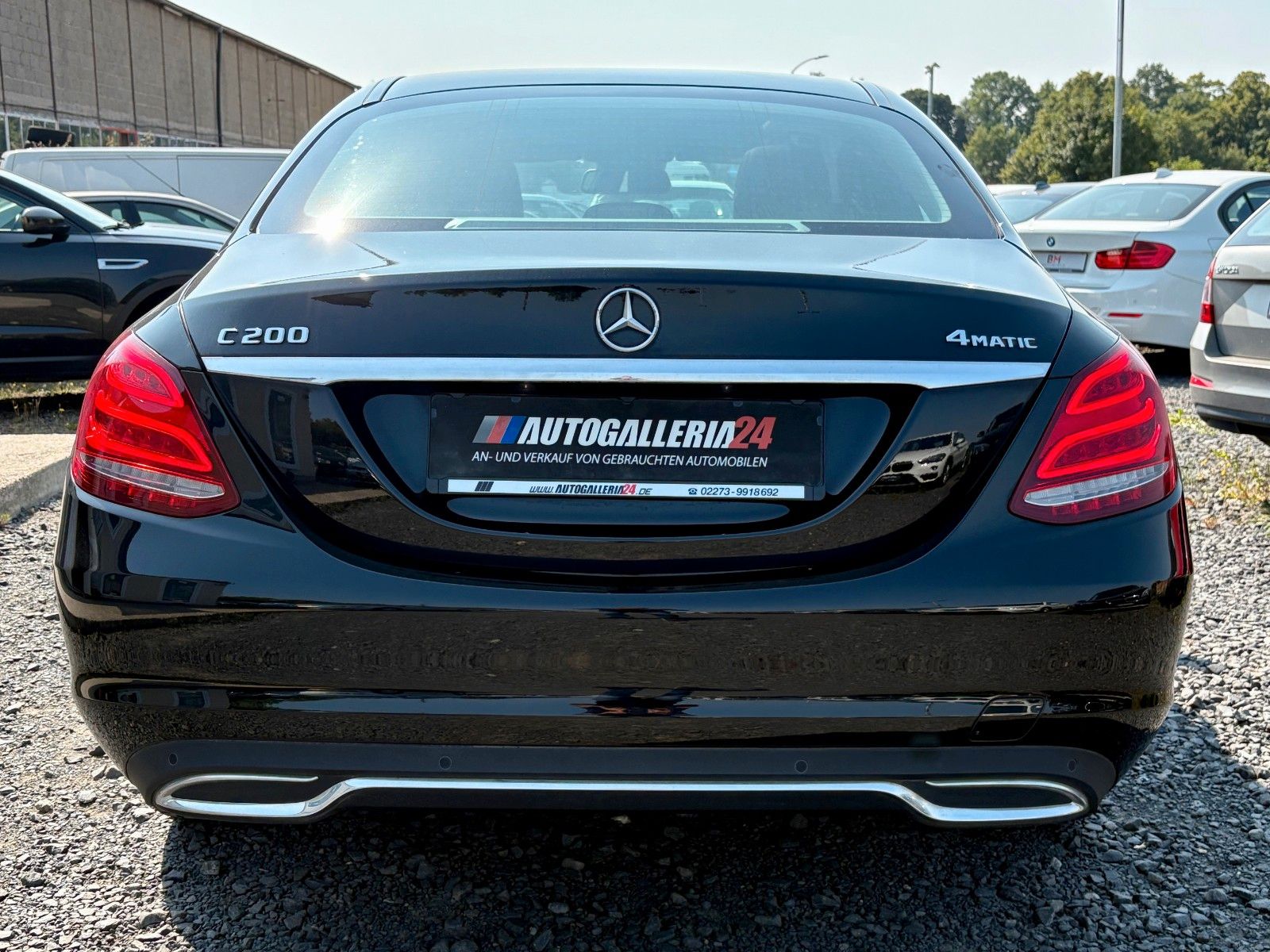Fahrzeugabbildung Mercedes-Benz C 200 4Matic Aut. AVANTGARDE Navi LED GSD SPORTS