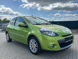 Renault Clio III Dynamique *Navigation*Alu*Klima*So+Wi - Renault Clio aus 2009: Iii