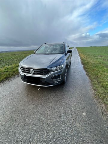 VW T-Roc Sport, 1.5 TSI, AHK
