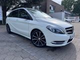 Mercedes-Benz B 180 NIGHT+SPORT-PAKET BI-XENON NAVI AHK 18"ALU - Mercedes-Benz B 180 in Hamburg