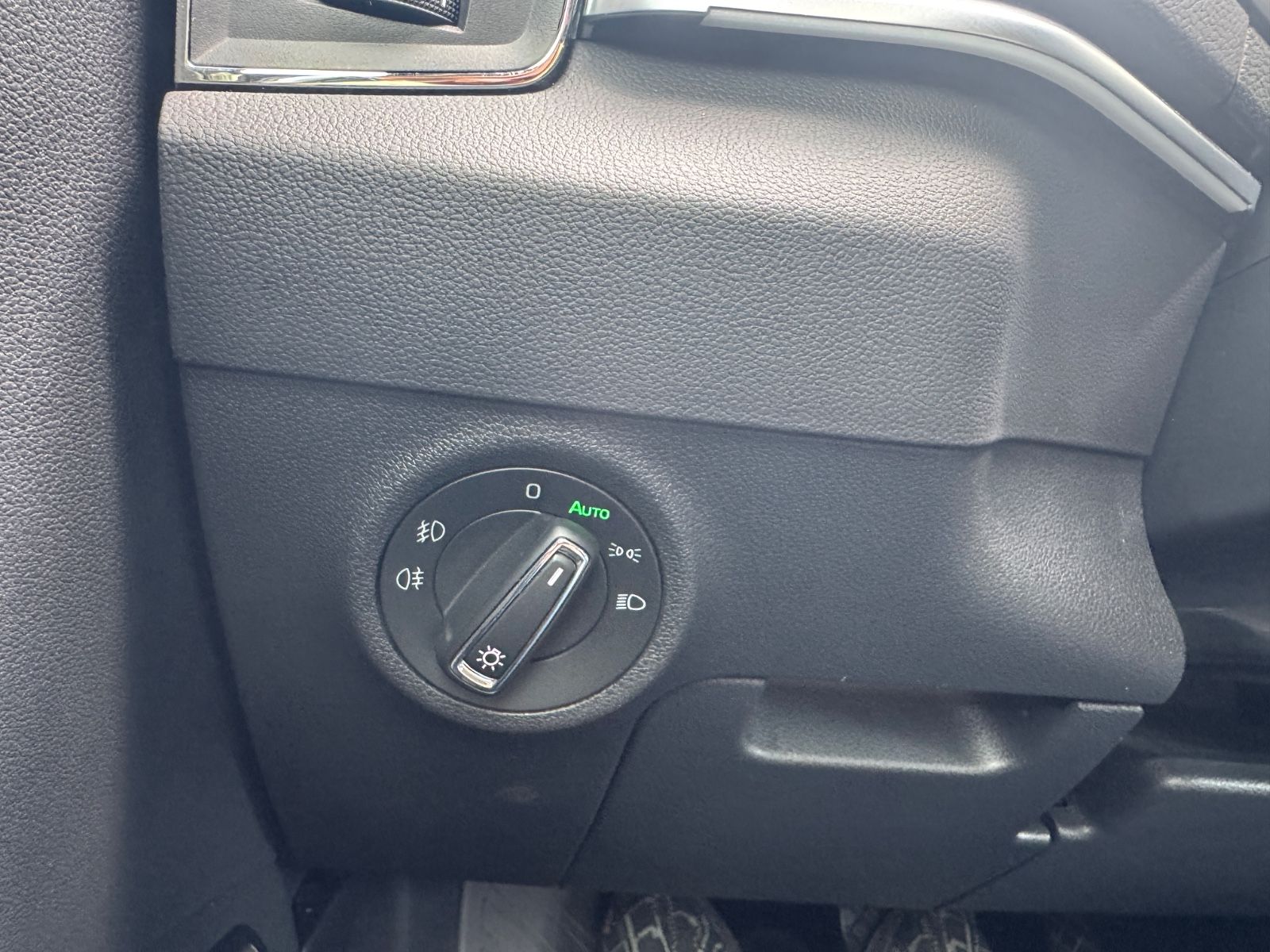 Fahrzeugabbildung SKODA Karoq Style LED+Navi+ACC+Kamera+Standheizung