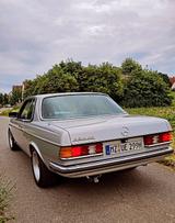 Mercedes-Benz 230 Oldtimer 1. Hand 90.000 km - Mercedes-Benz Oldtimer: Coupe