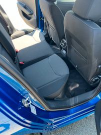 Skoda Fabia Tour 1,0 TSI SHZ KAMERA  LED