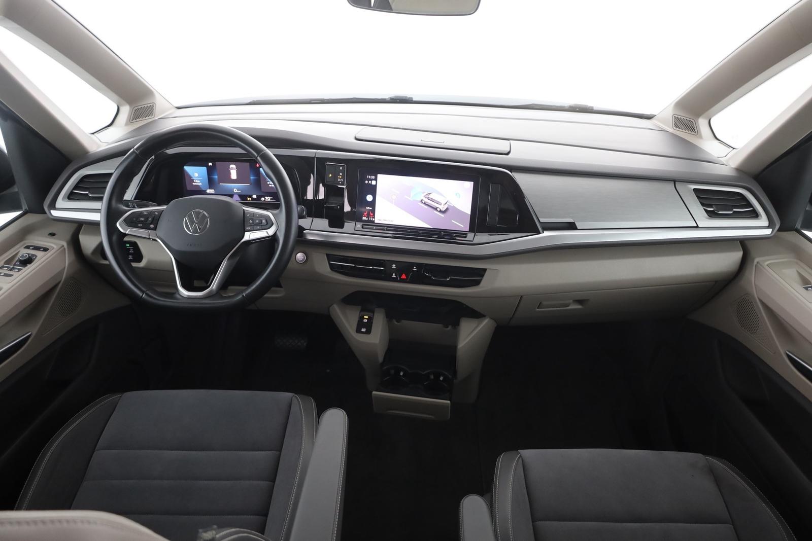 Volkswagen T7 Multivan 2.0 TSI DSG LED 360° Panorama AHK