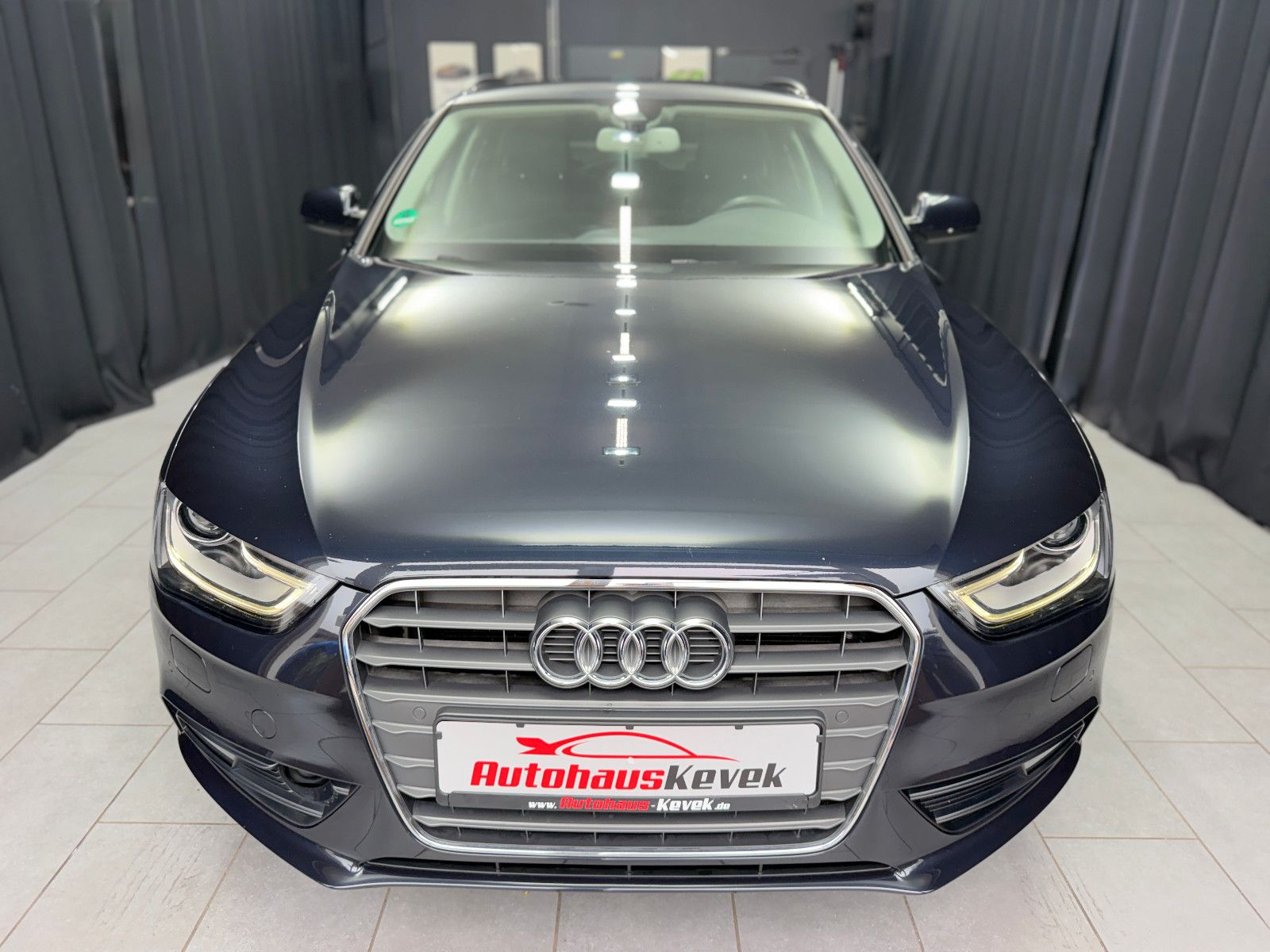 Fahrzeugabbildung Audi A4 Avant 3.0 TDI quattro|BANG&OLUFSEN|1.HAND