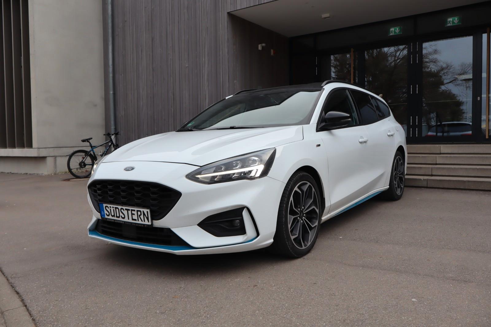 Ford Focus Turnier ST-Line/AHK/LED/Navi/RFK