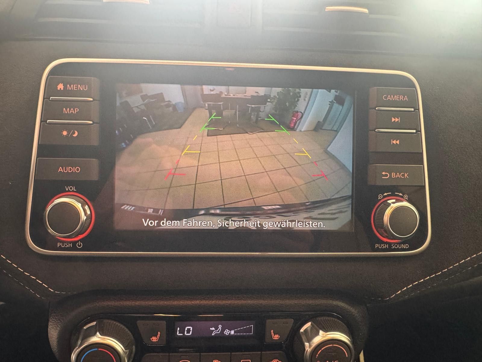 Fahrzeugabbildung Nissan Micra N-Sport 1.HAND/SCHECKHEFT/NAVI/KLIMA