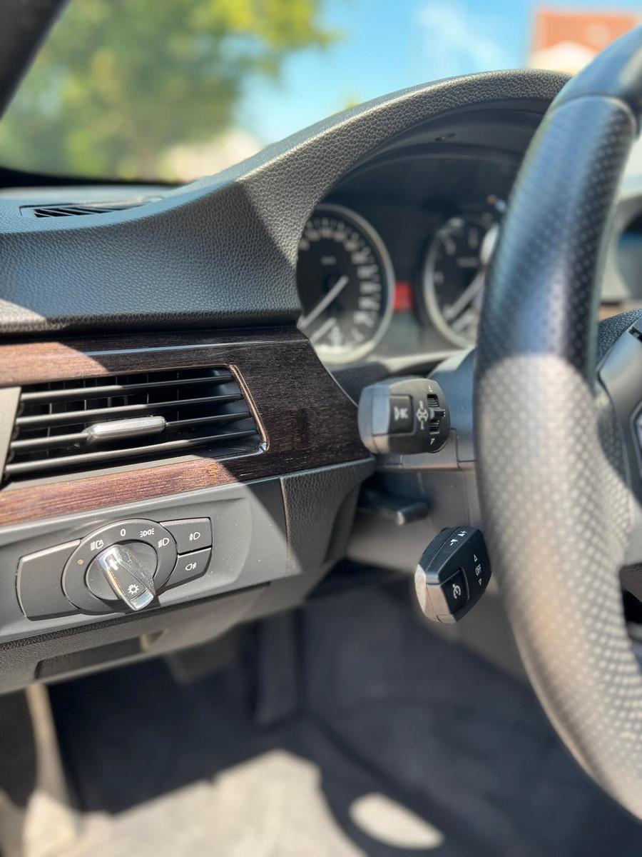 BMW 325D COUPÉ 3.0 204ch - PACK M - CUIR - GPS - BIXÉNON - SIÈGES CHAUFFANTS