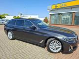 BMW Touring 530d xDrive LuxuryLine+HEAD-UP+STD-HEIZ+ - BMW 530 Gebrauchtwagen in Chemnitz