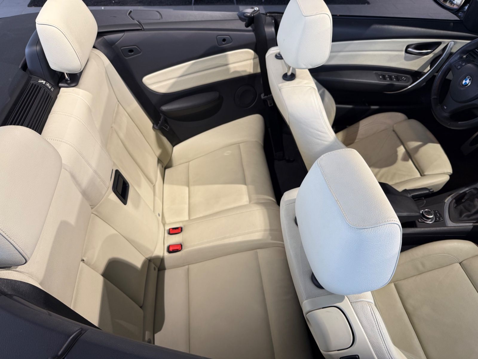 Fahrzeugabbildung BMW 120d Cabrio M Sport *Xenon*NaviProf * PDC*KomfZ*