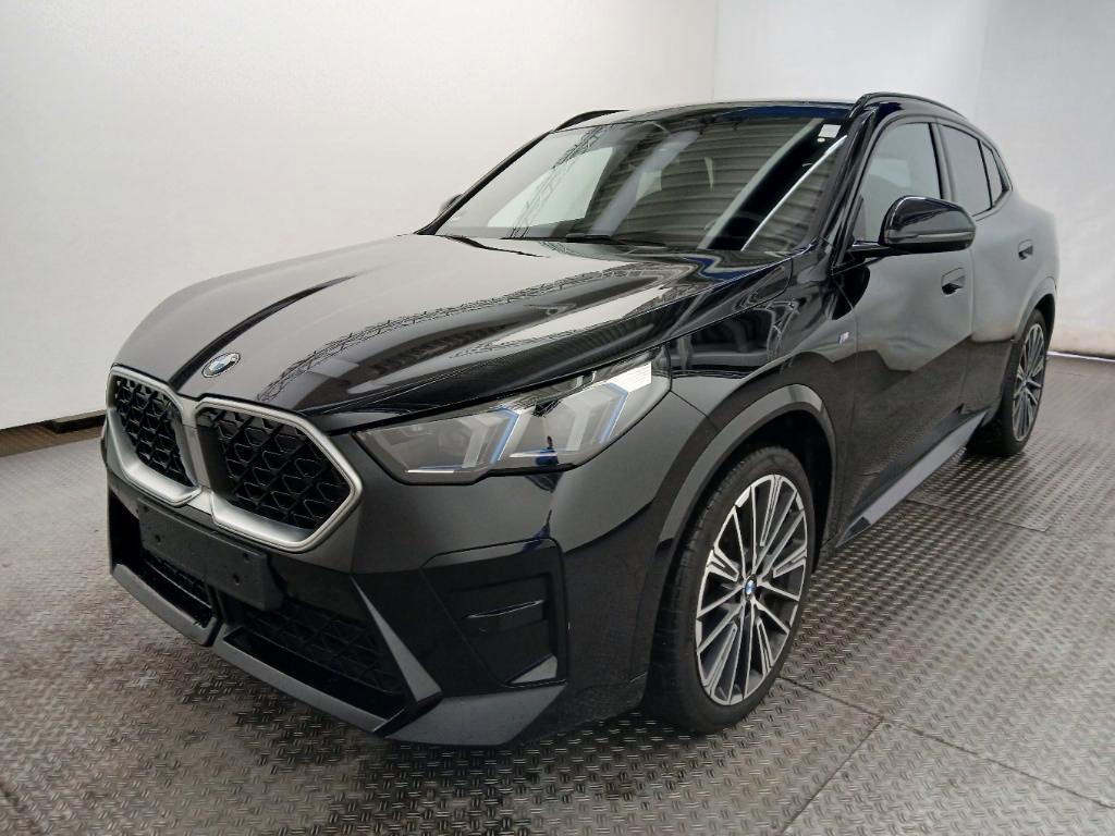 BMW X2 18 d sDrive M Sport*Pano*AHK*Head up
