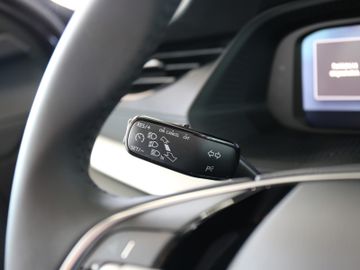 Skoda Octavia 1.5 TSI LED KLIMAAUTOM APP SITZH PDC