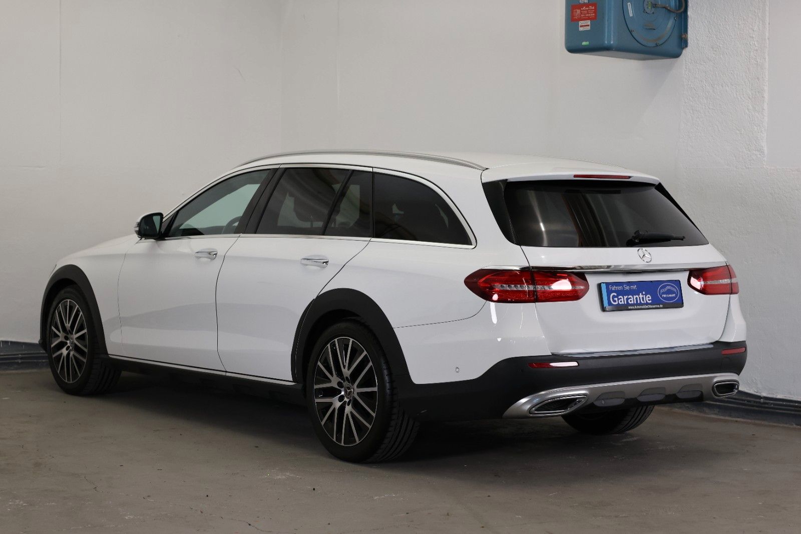 Mercedes-Benz E 220 4Matic All-Terrain - 12M Garantie imagem 2