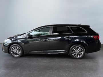Toyota Avensis - 5