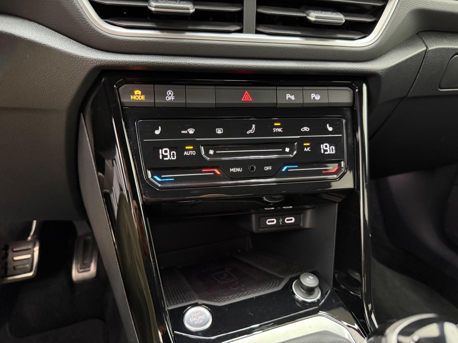 Volkswagen T-Roc R-Line 1.5 TSI DSG+NACI+ACC+DAB+KAMERA+, миниатюра 24