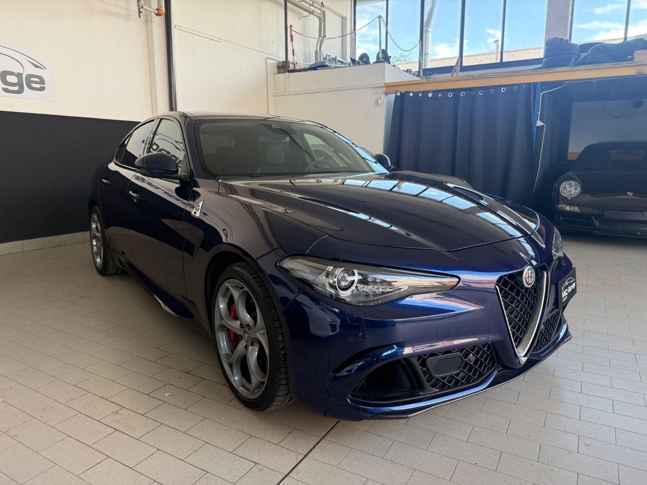 Alfa Romeo Guilia 2.9 V6 Bi-Turbo Quadrofoglio 510ch - Pack Carbone - Harman Kardon - Camera - Non fumeur