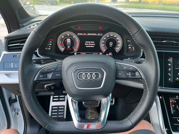Audi Q7 - 10