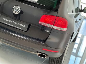 Fahrzeugabbildung Volkswagen Touareg V8 Bi-Xenon Navi Memory PDC 4xSitzhzg LM