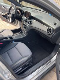 صورة 6 لـ 2014 Mercedes-BENZ GLA
