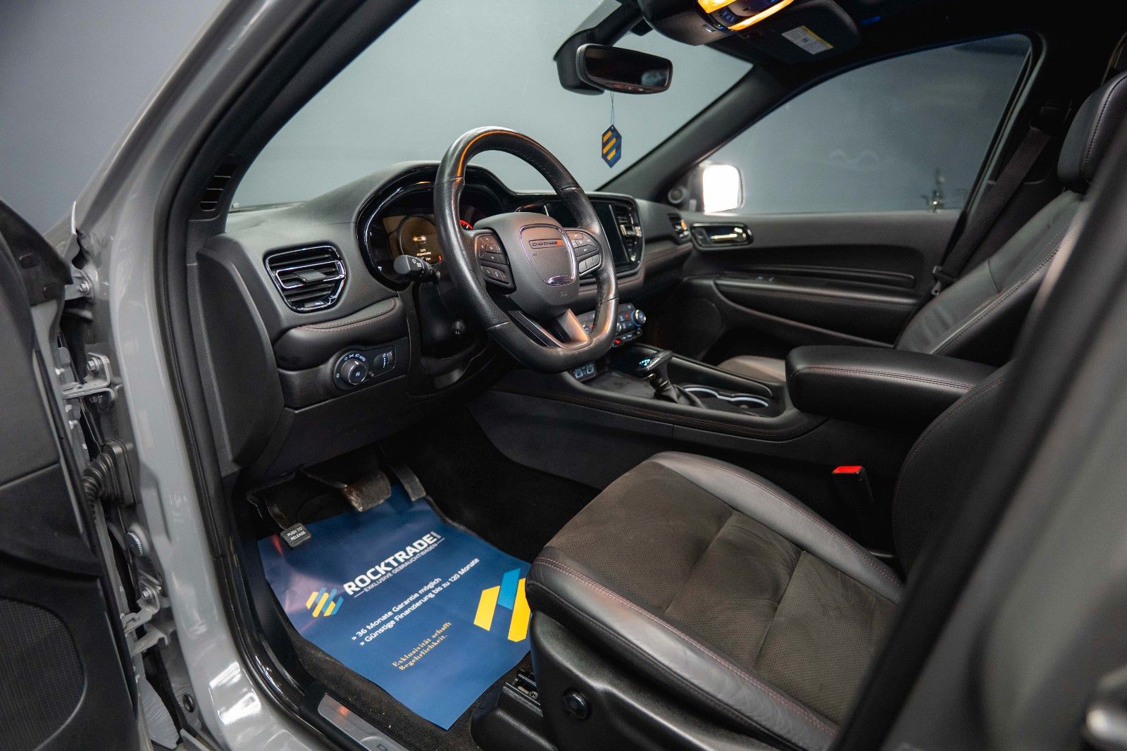 Fahrzeugabbildung Dodge Durango 5.7 V8 R/T SRT 4x4 Night-Paket Modell 22