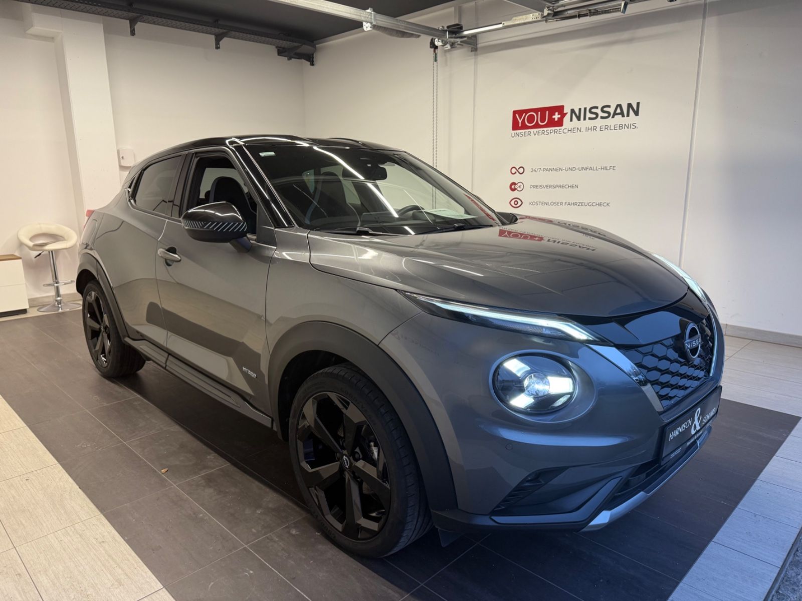 Fahrzeugabbildung Nissan Juke Hybrid Premiere Edition Navi 2-Farben-Lack