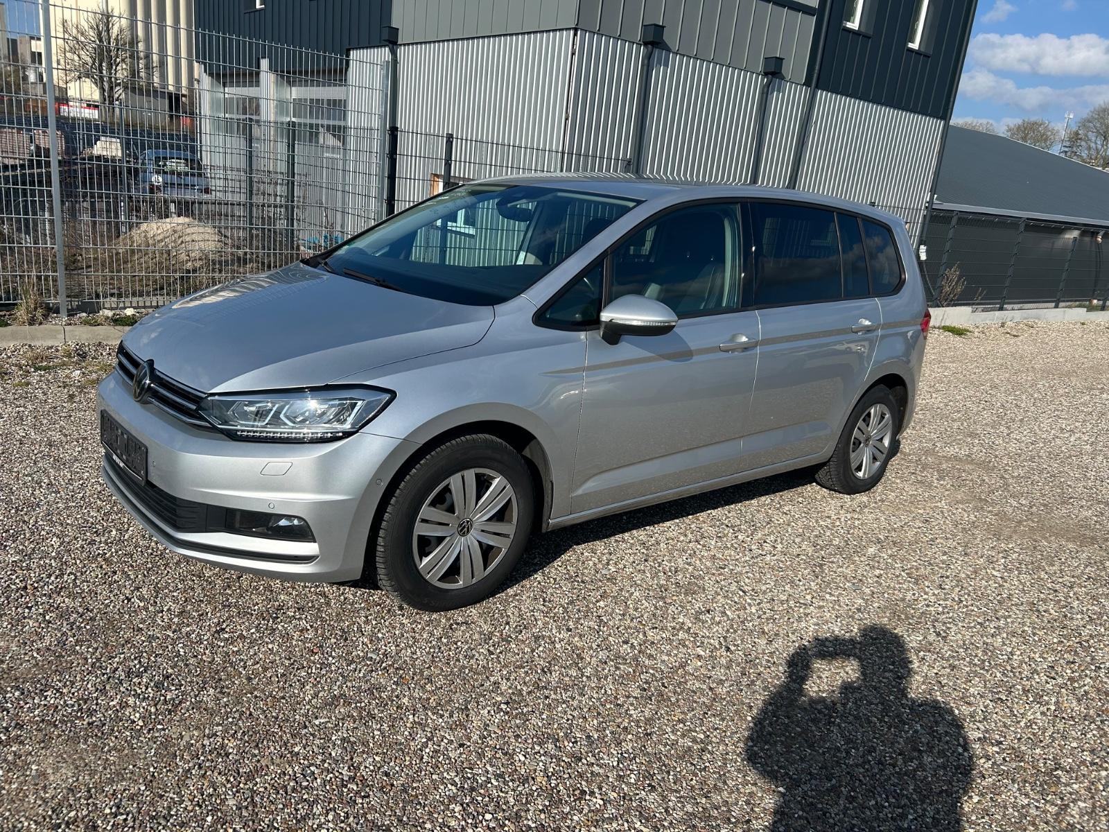 Volkswagen Touran 2.0 TDI SCR DSG, 7 sitzer