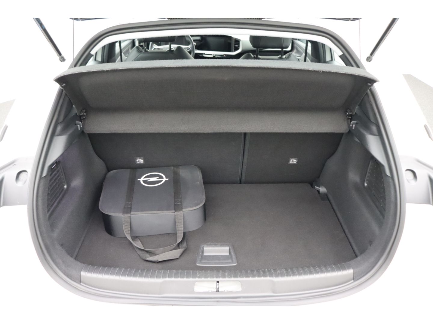 Fahrzeugabbildung Opel Mokka-e Elegance Totwinkelass Digi Cockpit Kamer