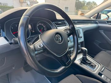Volkswagen Passat Variant - 12