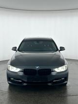 BMW 330d Sport Line Automatic Sport Line - BMW 330 aus 2013 mit Diesel-Antrieb: Limousine