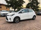 Toyota Yaris 1.0 5 porte Lounge OK NEOPATENTATI - Toyota Yaris Lounge mit Benzin-Antrieb