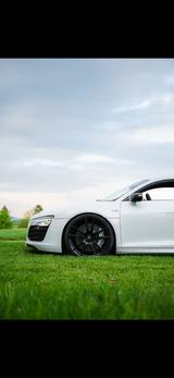 Audi R8 5.2 FSI plus S tronic quattro -