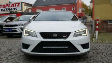 Fahrzeugabbildung SEAT Leon SC Cupra 265, LED, Panoramadach.