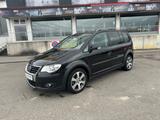 Volkswagen Touran CrossTouran*DSG*7-Sitzer*isofix*Display* - Volkswagen: Crosstouran