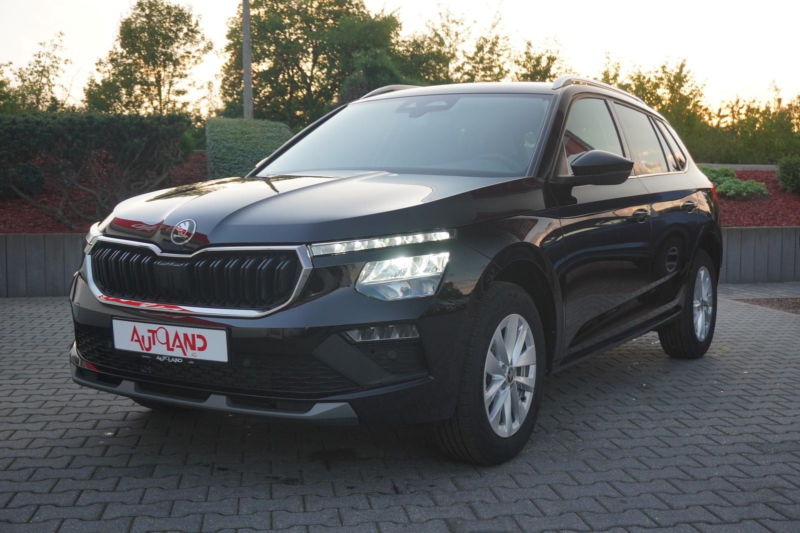 Skoda Kamiq 1.0 TSI DSG LED Kamera AHK Sitzheizung imagem 2