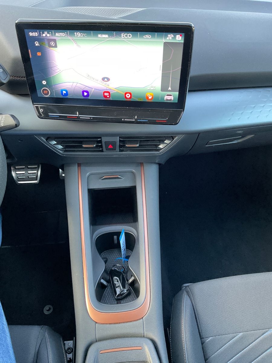 Fahrzeugabbildung CUPRA Born 58 kWh 150 kW,Kamera,Navi,LED,Sitzheizung