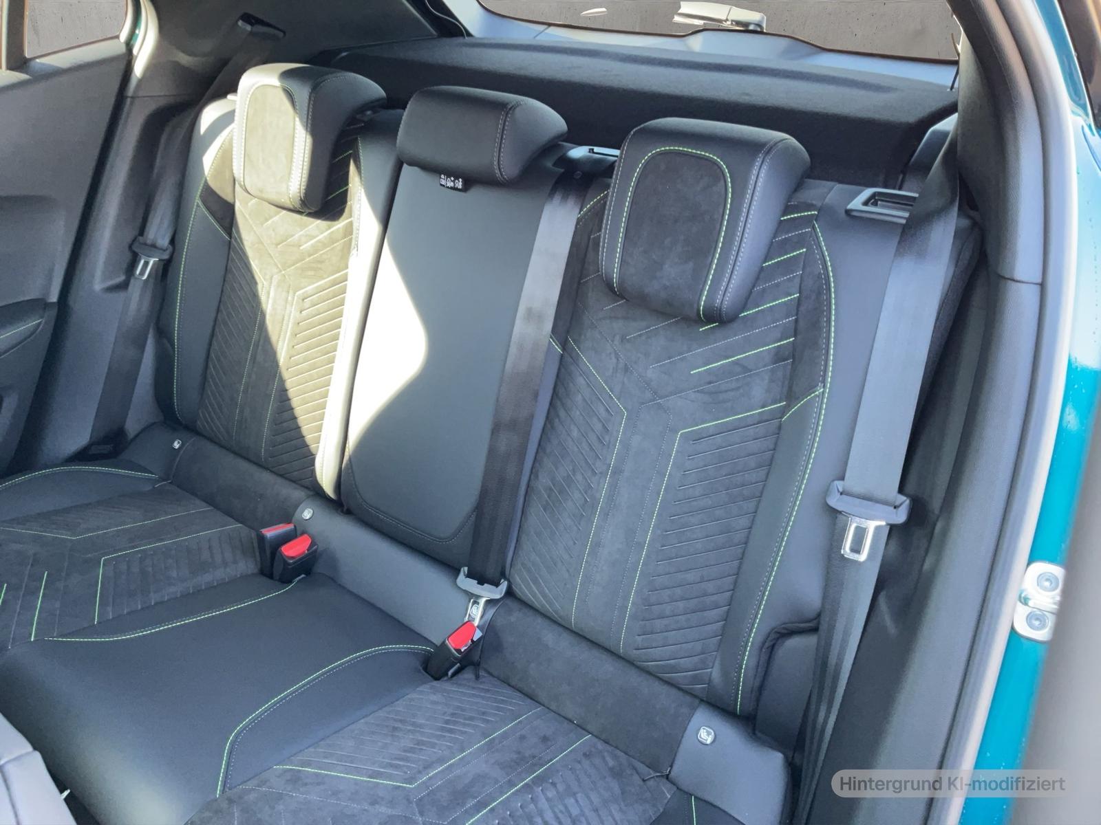 Peugeot 2008 GT PureTech 130 EAT8