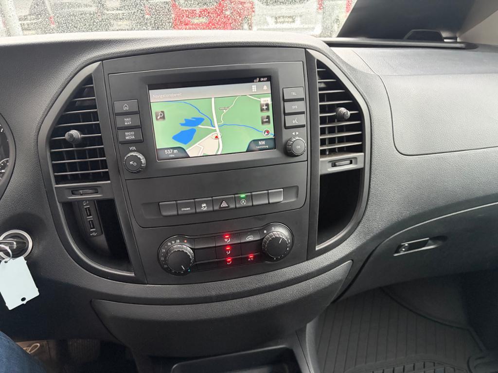 Mercedes-Benz Vito 114 CDI Kasten Kompakt Sortimo Automat Navi