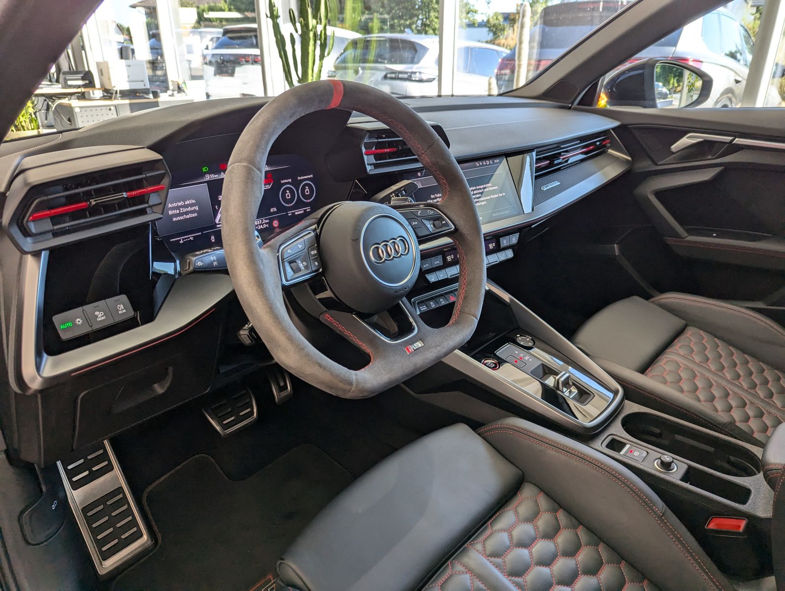 AUDI RS 3 2.5 TFSI quatt Matrix HUD Nappa Cam B&O 19" - Image 20