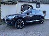 Volkswagen VW Touareg Black 3.0TDI 239 PS 3,5Tonnen - Volkswagen Touareg mit Diesel-Antrieb: Geländewagen, Automatik, 2.5