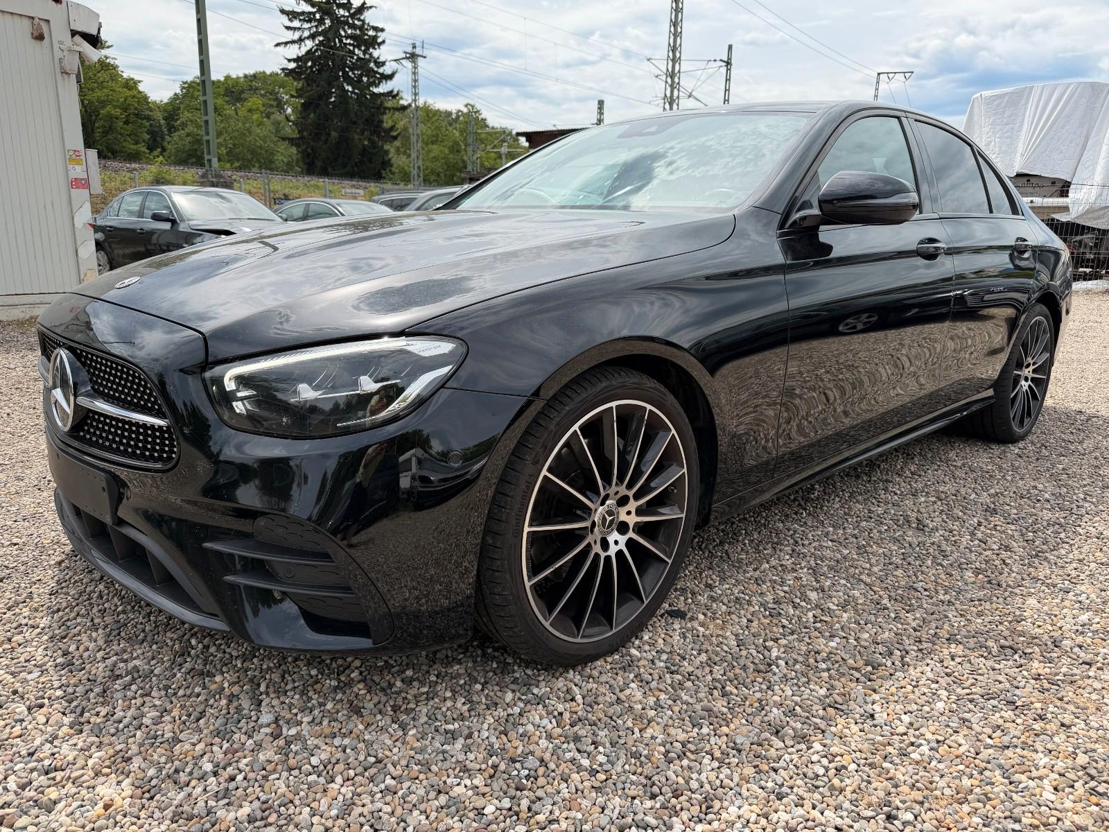 Mercedes-Benz E 220 d 9G+AMG+BURMEISTER+20"+KAMERA+COMAND+AHK