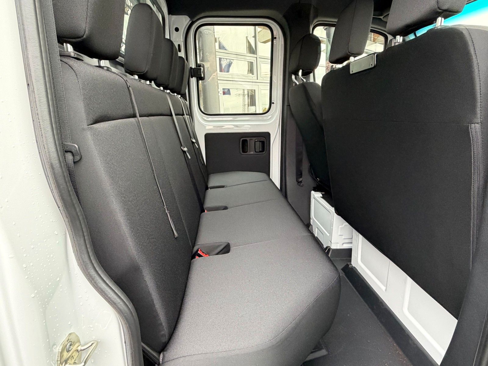 Fahrzeugabbildung Mercedes-Benz Sprinter 317 CDI 3665 9G DoKa AHK Klima Kamera